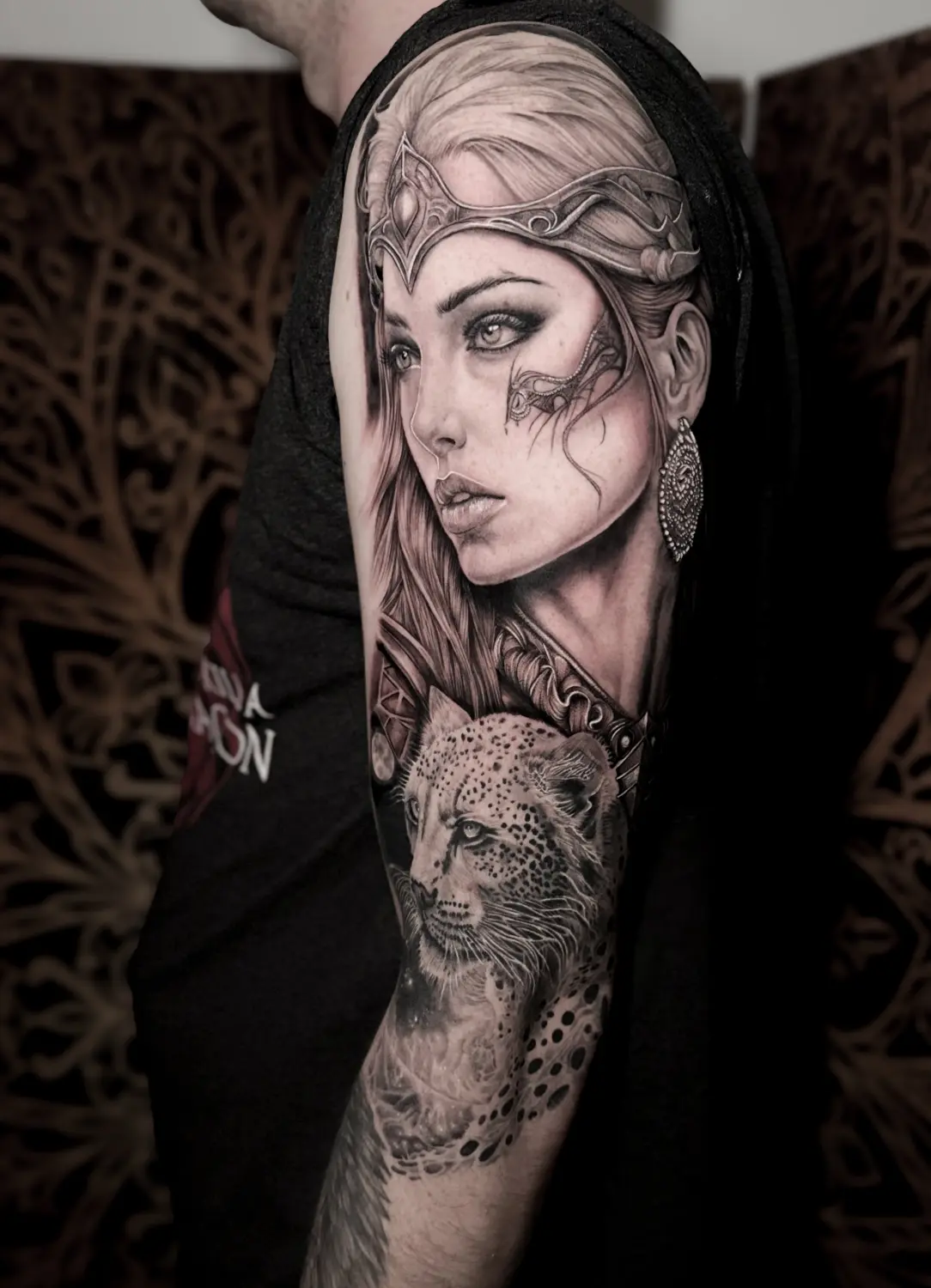 Skin & Art Tattoo – Frauentattoo
